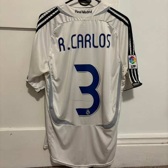 ROBERTO CARLOS REAL MADRID 06/07 JERSEY - XL - Picture 1 of 7